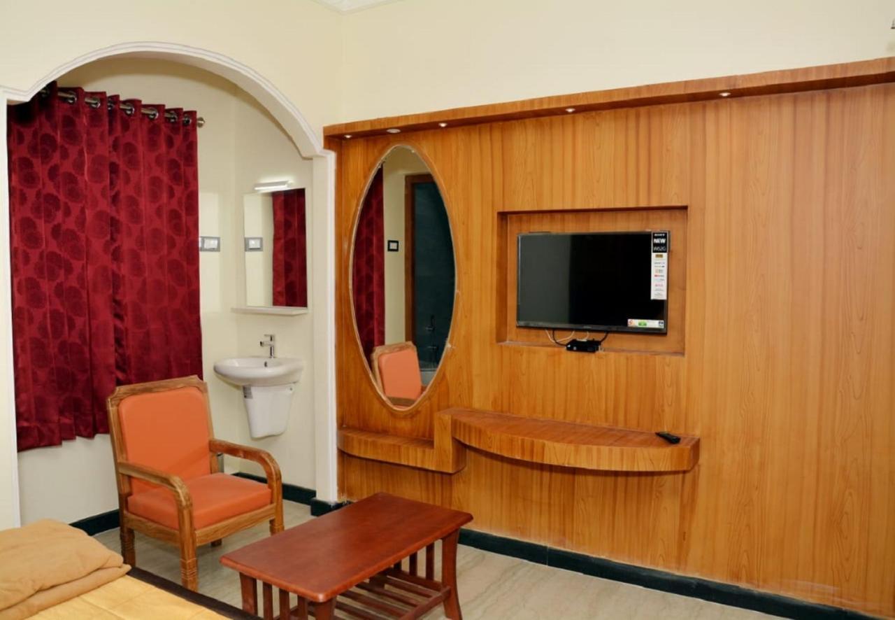 Anandha Grand Lodge Tiruchchendūr Eksteriør bilde